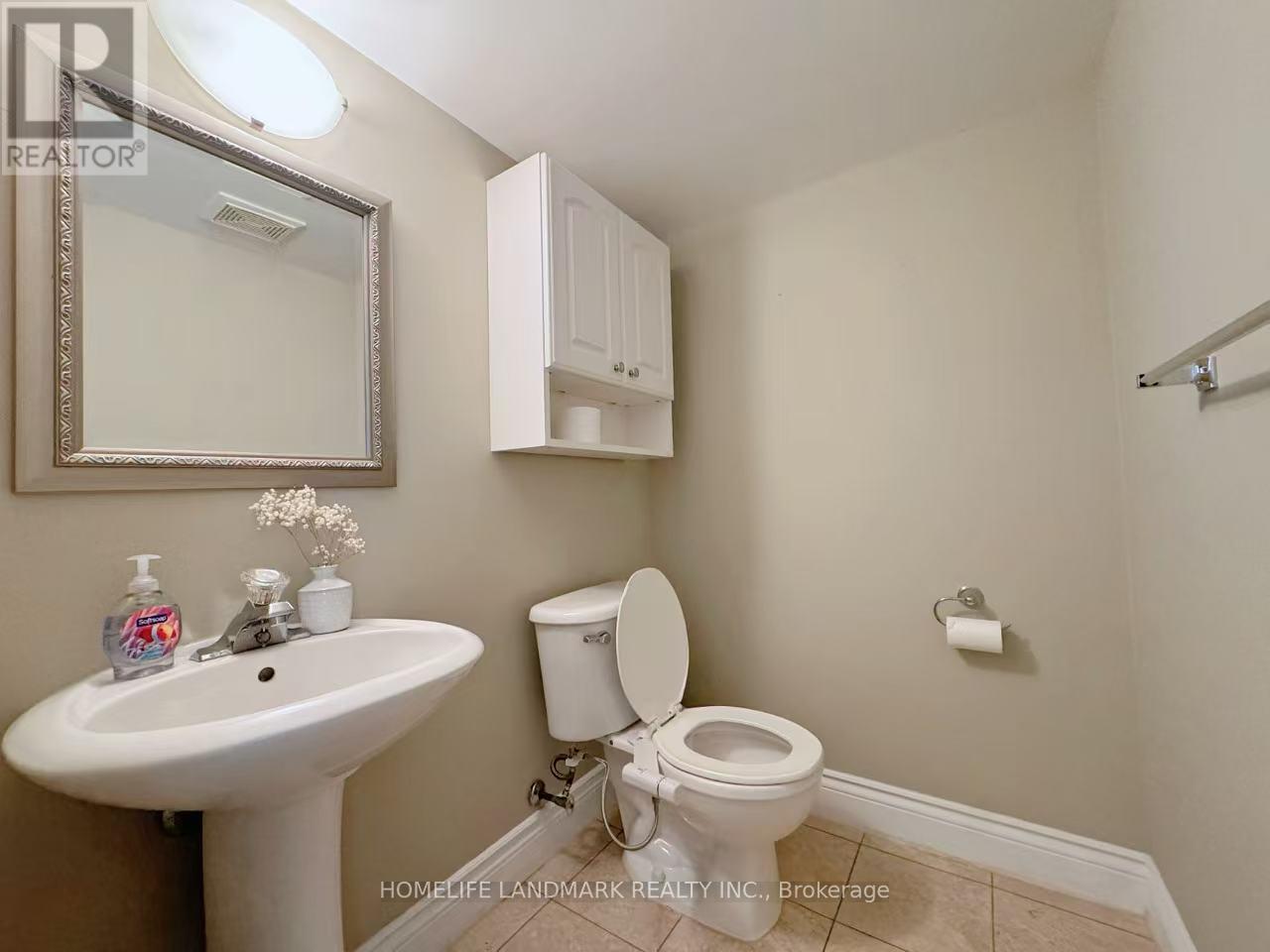 54 Bluewater Court, Toronto, Ontario  M8V 4A9 - Photo 13 - W13522148