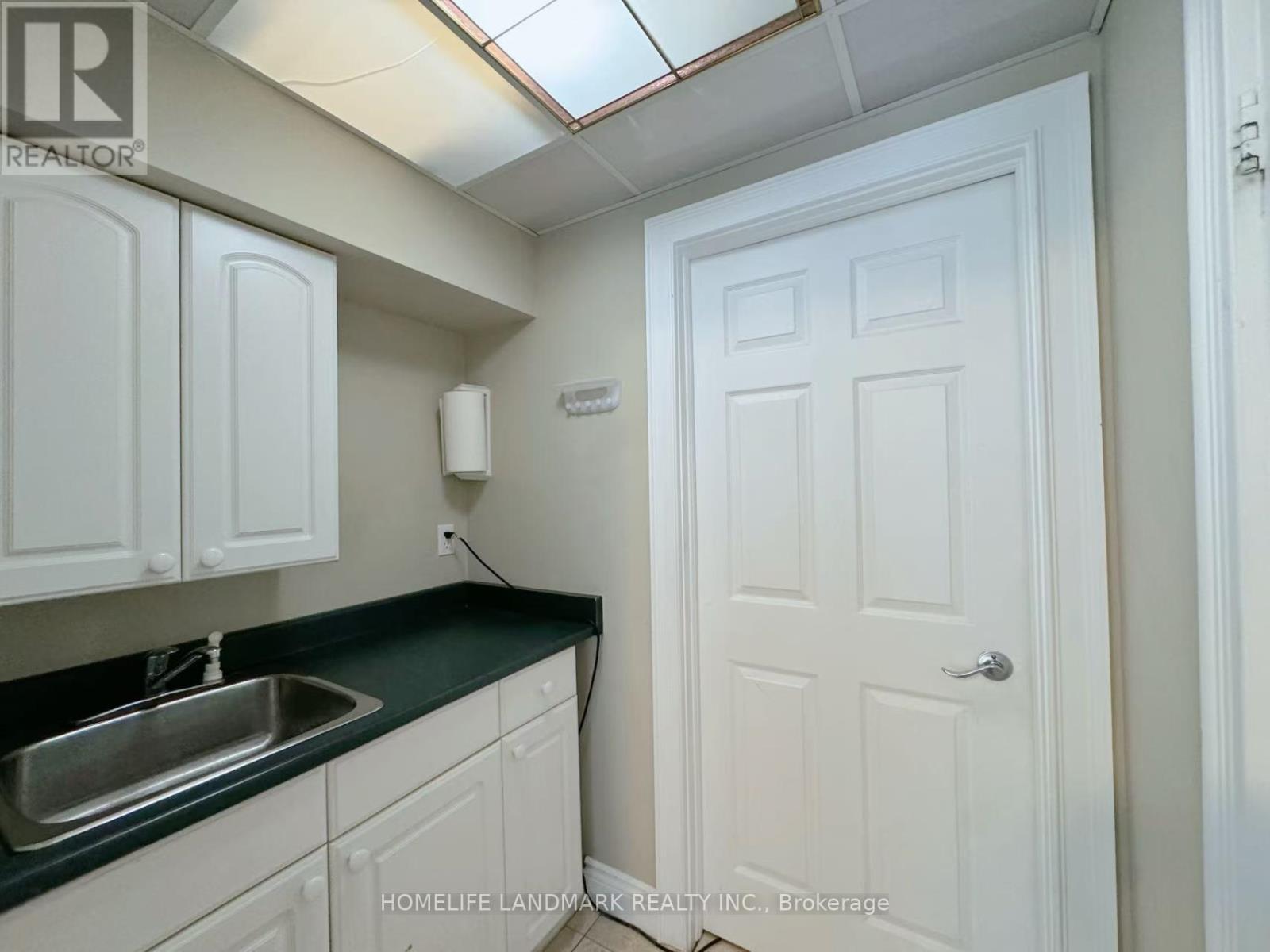 54 Bluewater Court, Toronto, Ontario  M8V 4A9 - Photo 14 - W13522148