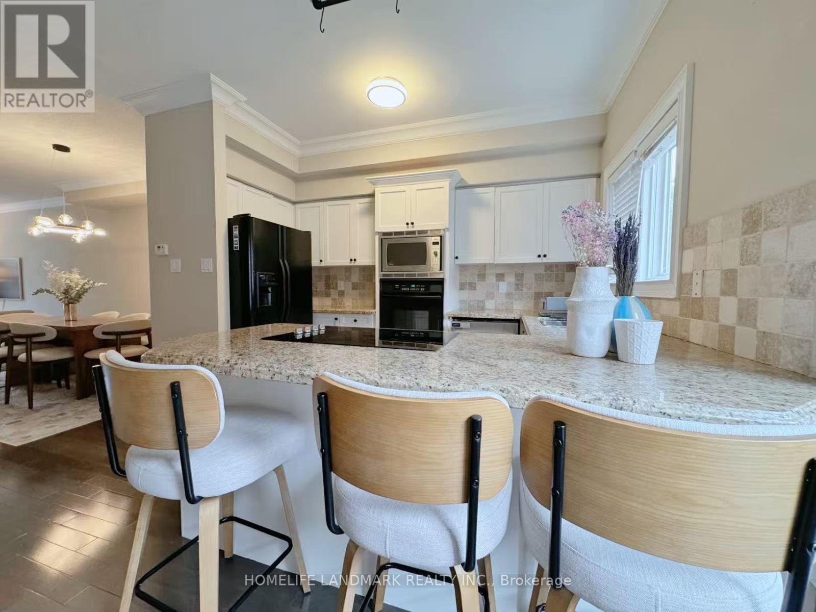 54 Bluewater Court, Toronto, Ontario  M8V 4A9 - Photo 8 - W13522148