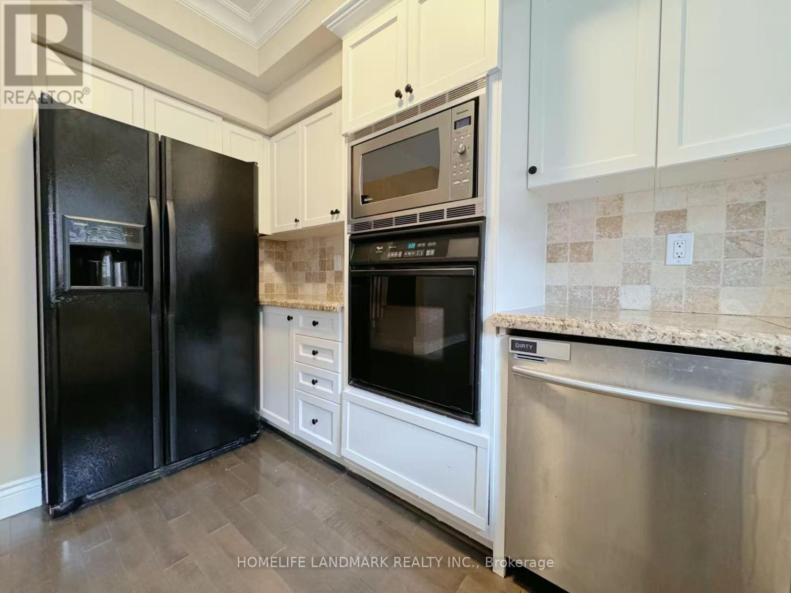 54 Bluewater Court, Toronto, Ontario  M8V 4A9 - Photo 9 - W13522148