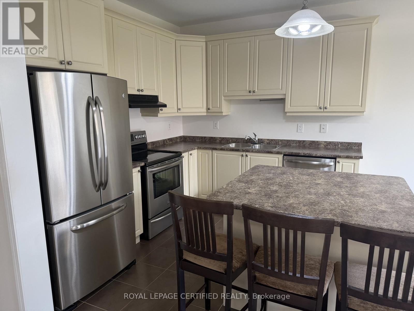 1039 Savoline Boulevard, Milton, Ontario  L9T 8P2 - Photo 11 - W13522152