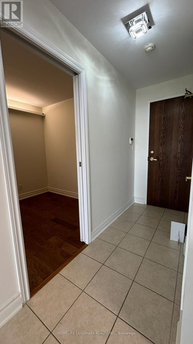 1002 - 4850 Glen Erin Drive, Mississauga, Ontario  L5M 7S1 - Photo 5 - W13522174