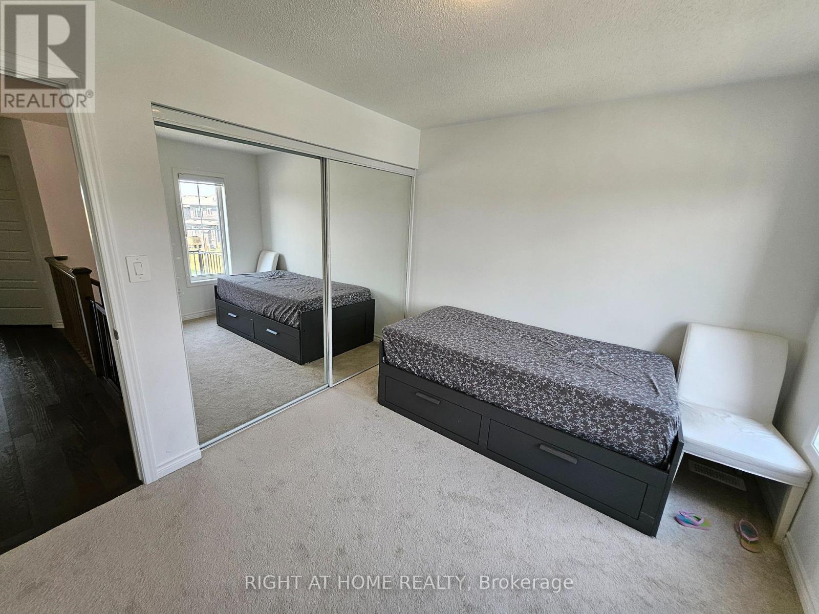 Upper - 1615 Severn Drive, Milton, Ontario  L9E 1X8 - Photo 19 - W13522222