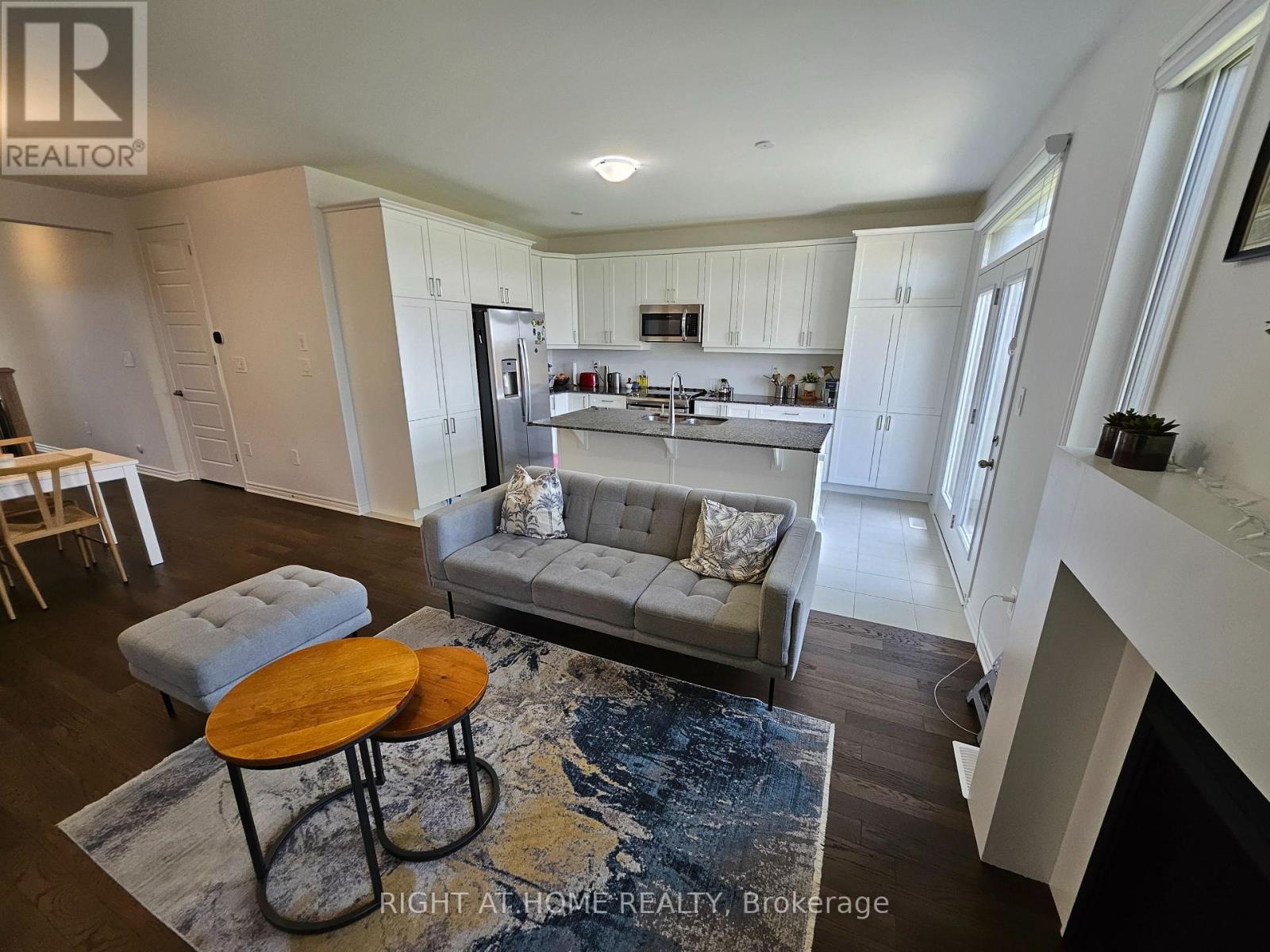 Upper - 1615 Severn Drive, Milton, Ontario  L9E 1X8 - Photo 7 - W13522222