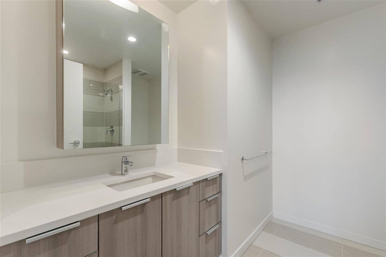 3303 13308 Central Avenue, Surrey, British Columbia  V3T 0M4 - Photo 14 - R3142359