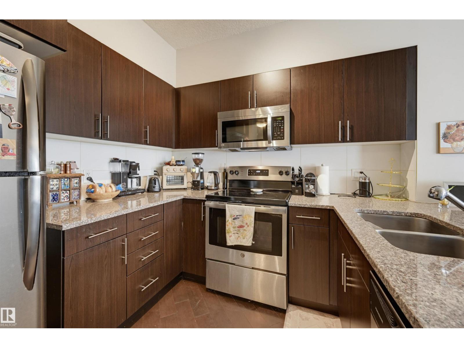 #2204 10152 104 St NW, Edmonton, Alberta  T5J 0B6 - Photo 10 - E4497093