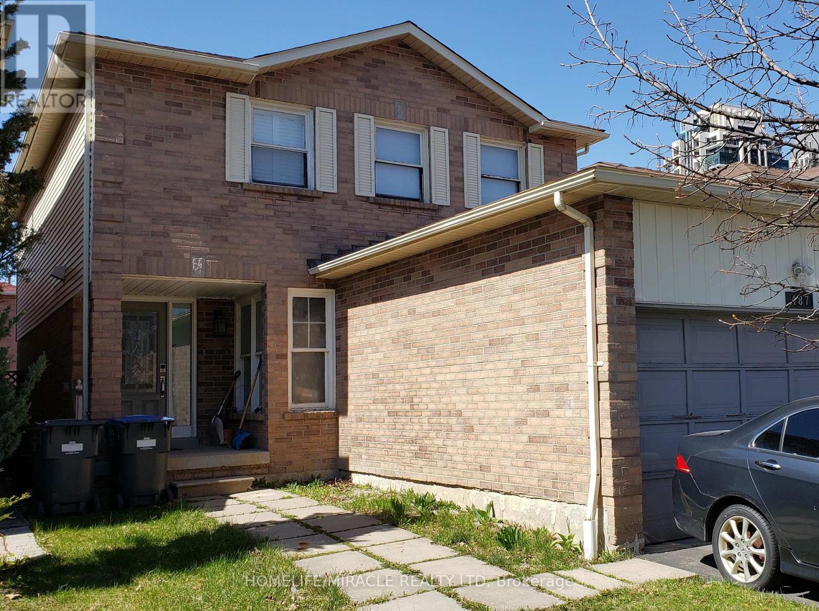 487 Wallenberg Crescent, Mississauga, Ontario  L5B 3M2 - Photo 3 - W13004622