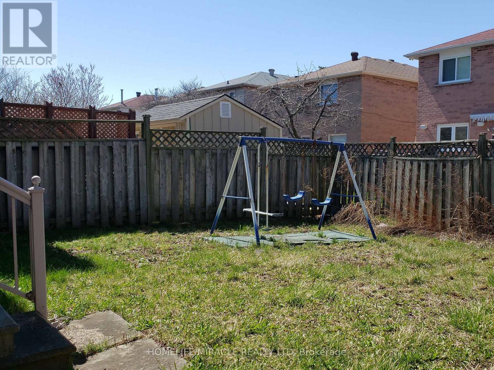 487 Wallenberg Crescent, Mississauga, Ontario  L5B 3M2 - Photo 11 - W13004622