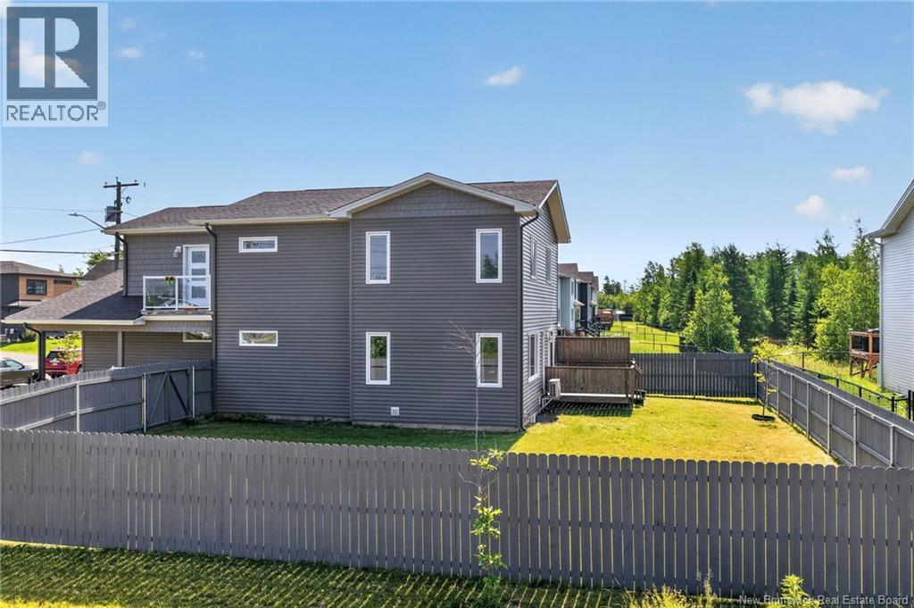 438 Maplehurst Drive, Moncton, New Brunswick  E1G 6C9 - Photo 3 - NB143225