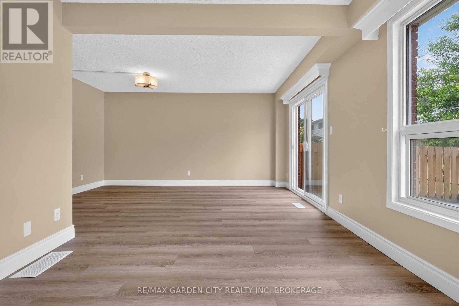 77 - 286 Cushman Road, St. Catharines (Carlton/bunting), Ontario  L2M 6Z2 - Photo 3 - X13522300