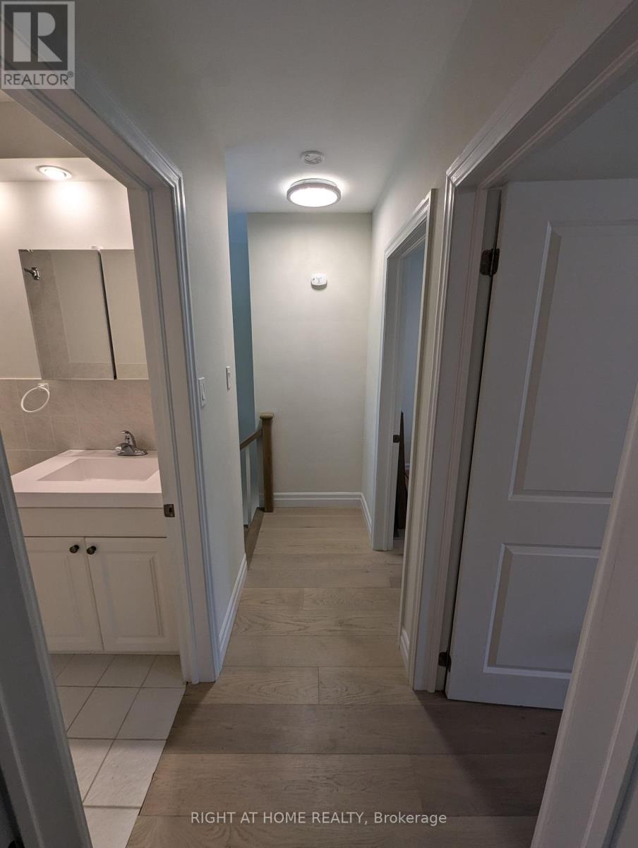 6 Broadpath Road, Toronto, Ontario  M3C 2B5 - Photo 19 - C13522226