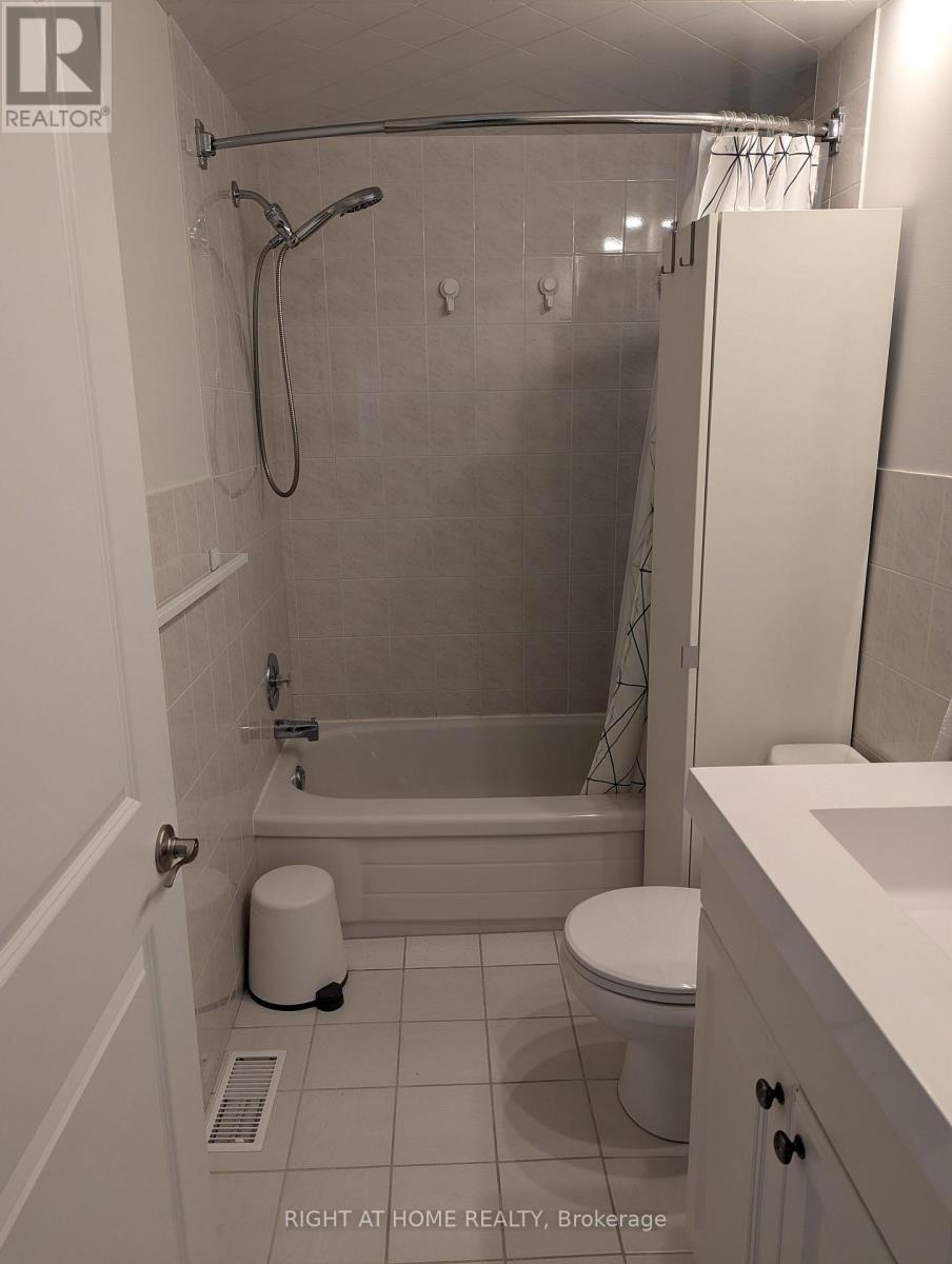 6 Broadpath Road, Toronto, Ontario  M3C 2B5 - Photo 28 - C13522226
