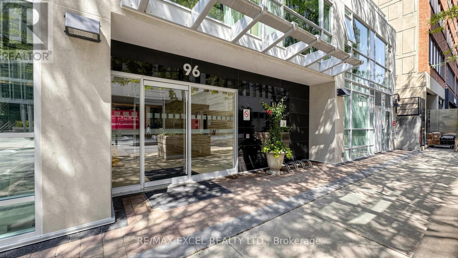 1116 - 96 St Patrick Street, Toronto, Ontario  M5T 1V2 - Photo 3 - C13522248
