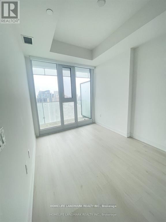 5612 - 3900 CONFEDERATION PARKWAY, Mississauga, Ontario