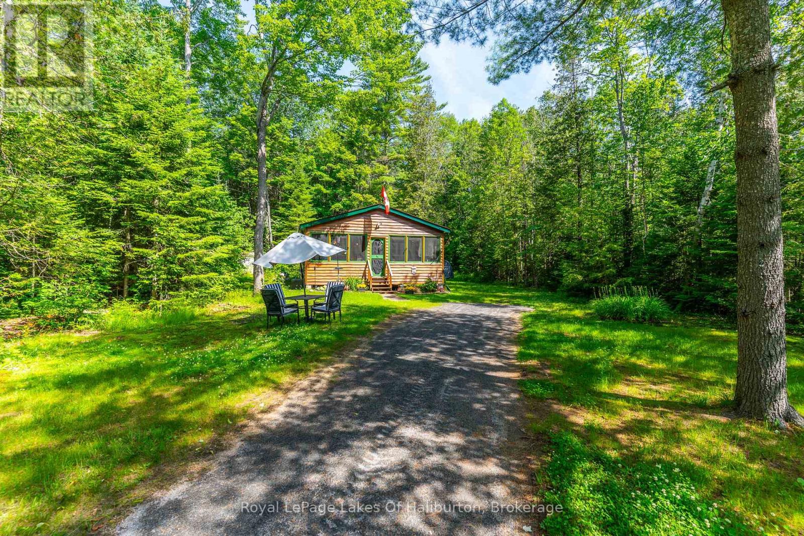 1079 Halls Lake Road, Algonquin Highlands, Ontario  K0M 1S0 - Photo 2 - X13520590