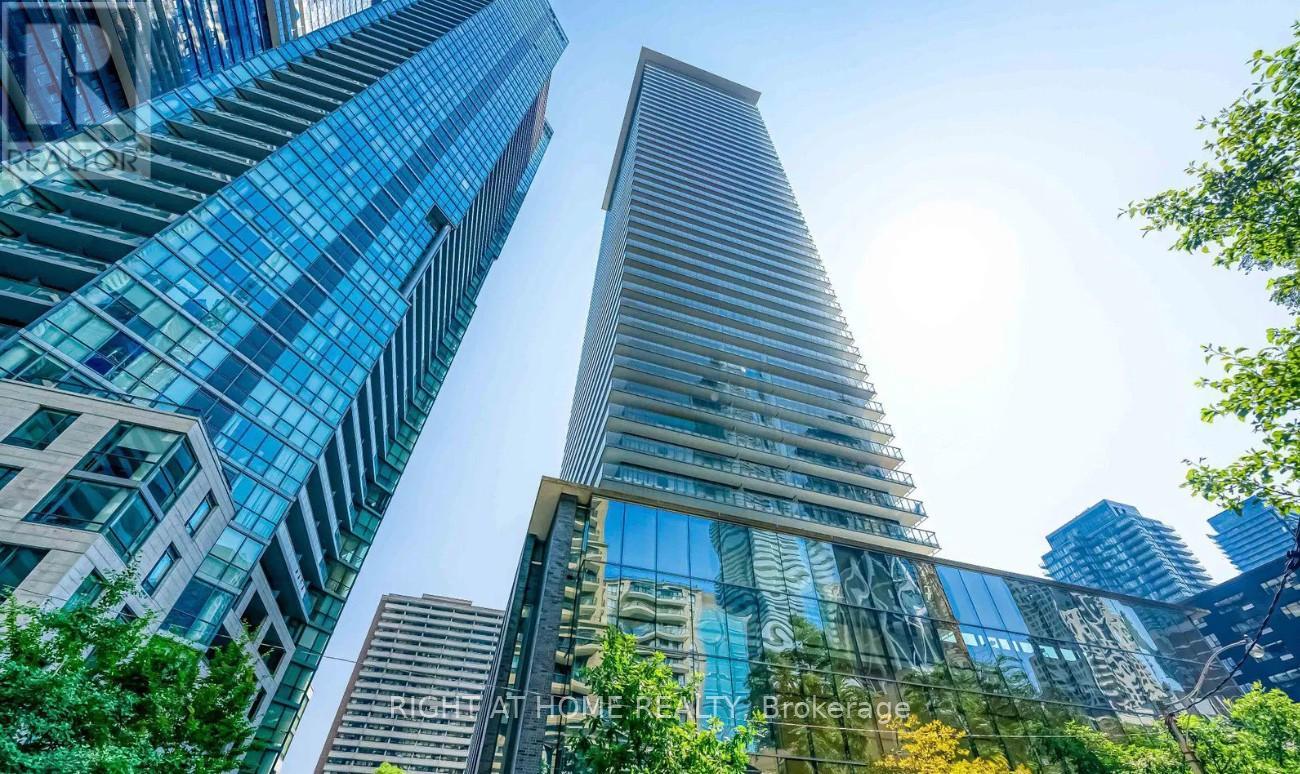 2903 - 33 CHARLES STREET, Toronto, Ontario