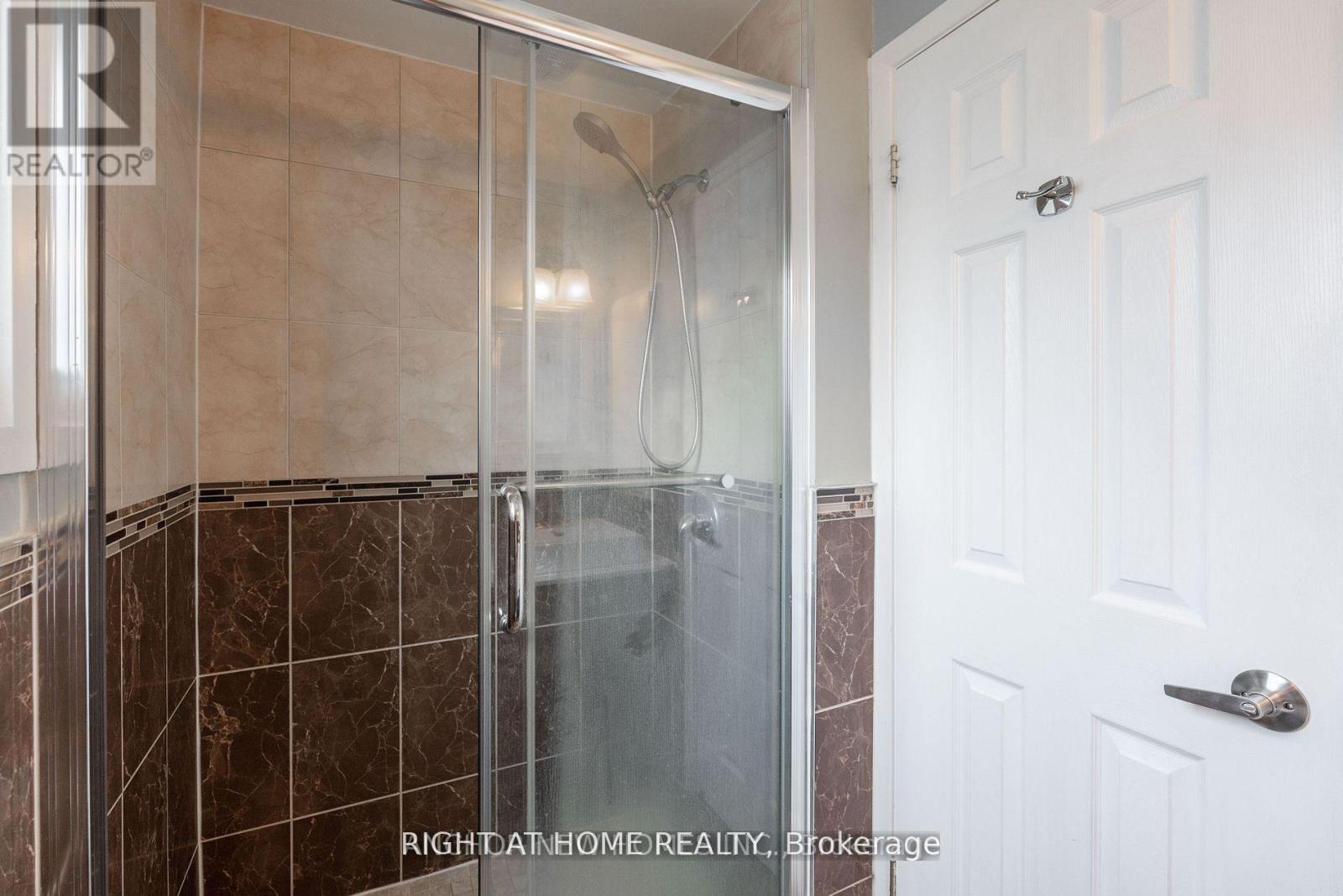 11 Law Crescent, Richmond Hill, Ontario  L4C 5K7 - Photo 21 - N13522478