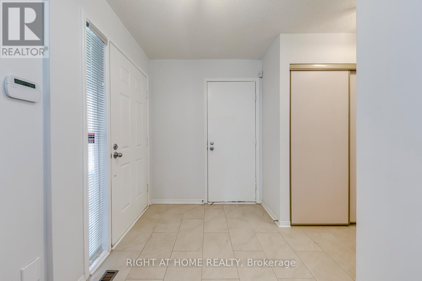 17 Nickel Crescent, Brampton, Ontario  L6S 4W3 - Photo 4 - W13522464