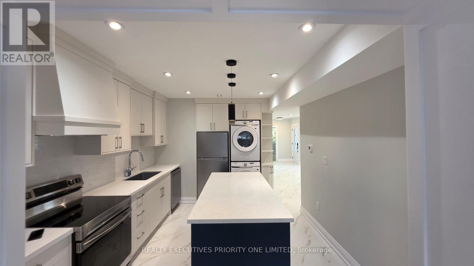 Main - 10 Lascelles Boulevard, Toronto, Ontario  M4V 2B5 - Photo 22 - C13522548
