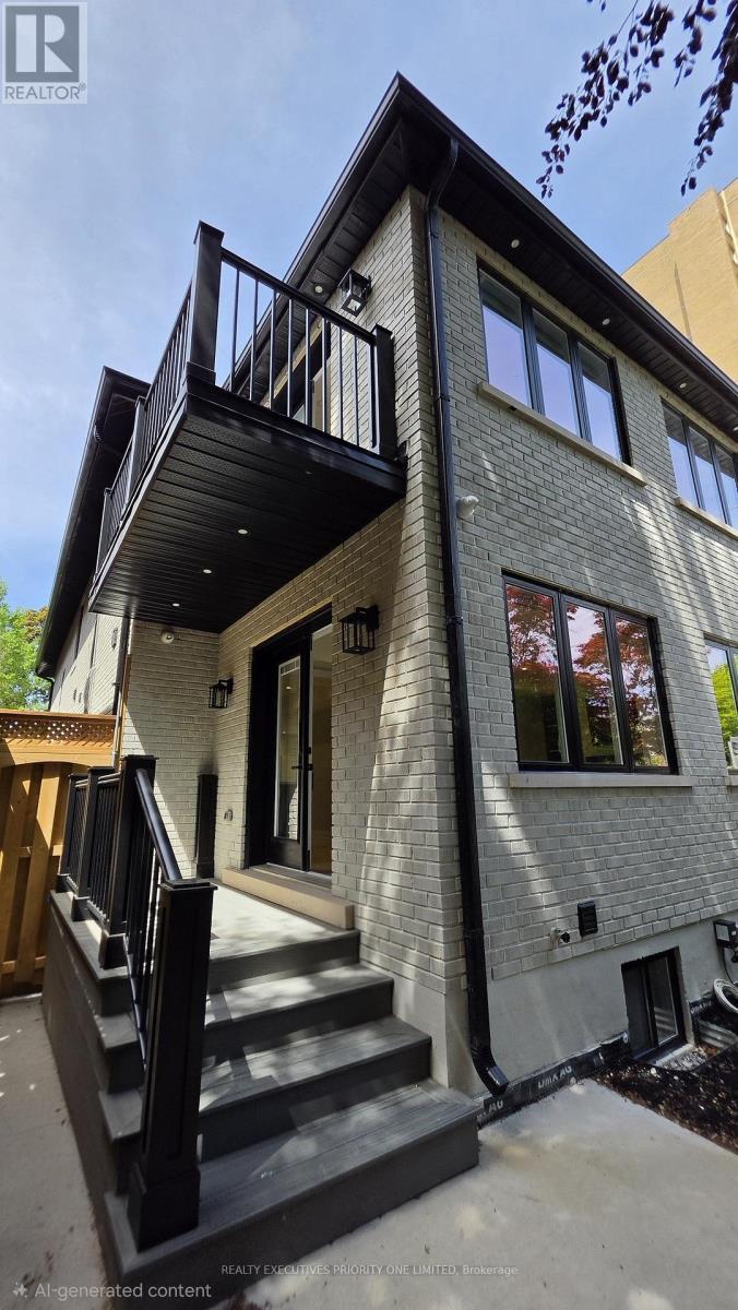 Main - 10 Lascelles Boulevard, Toronto, Ontario  M4V 2B5 - Photo 3 - C13522548