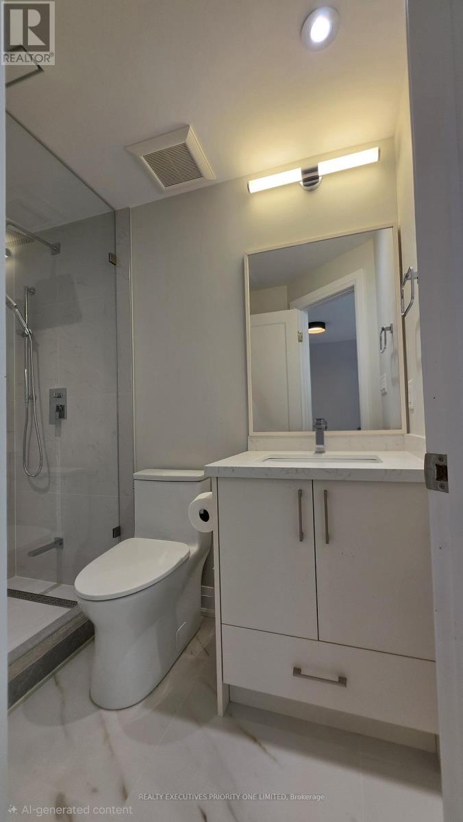 Main - 10 Lascelles Boulevard, Toronto, Ontario  M4V 2B5 - Photo 4 - C13522548