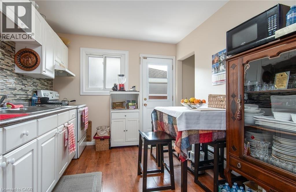 706 Frederick Street Unit# 2, Kitchener, Ontario  N2B 2B2 - Photo 4 - 40845187