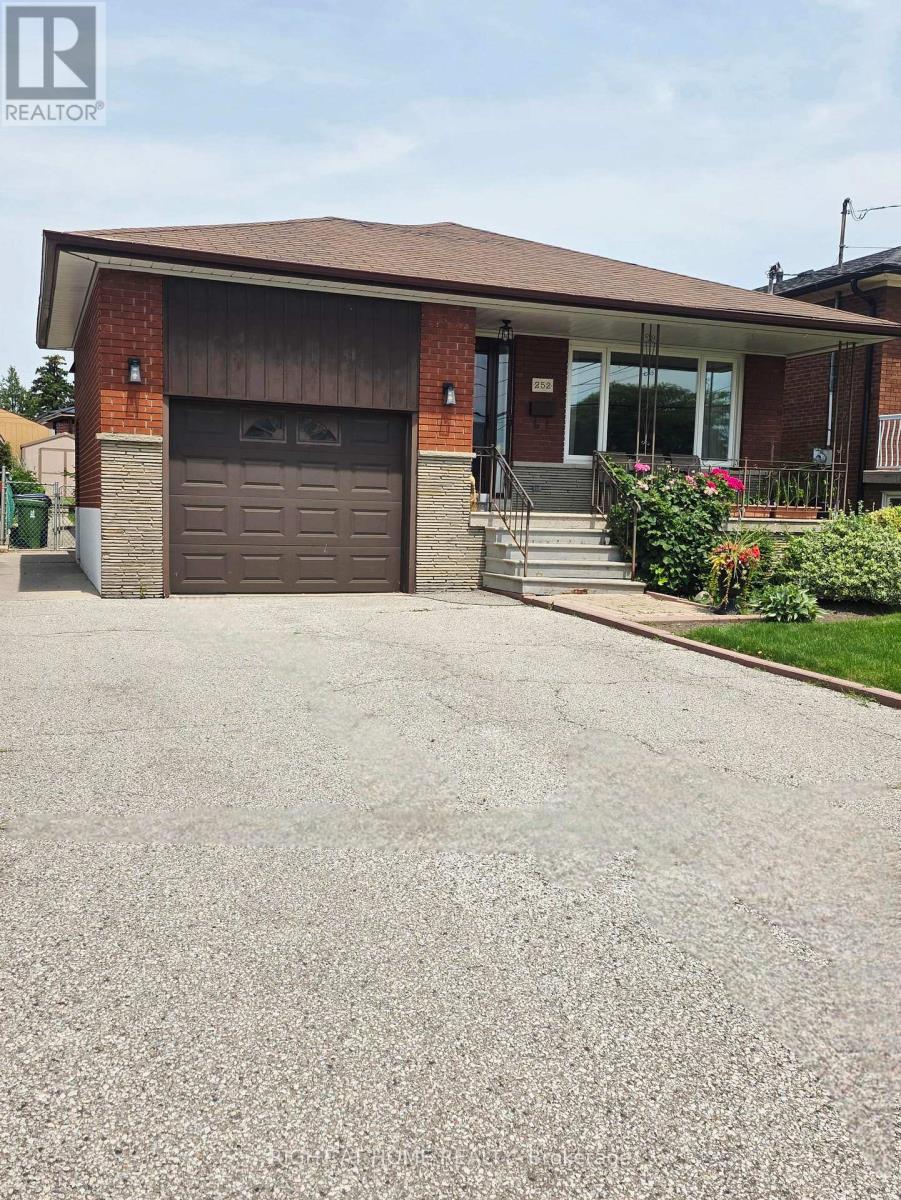 Lower - 252 Maple Leaf Drive, Toronto, Ontario  M6L 1P1 - Photo 2 - W13522516