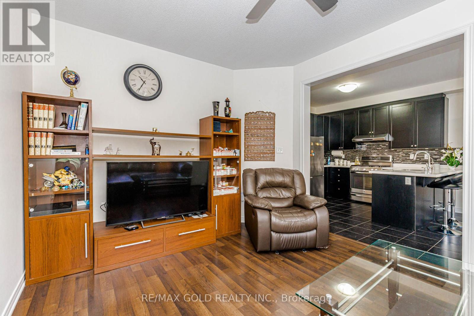 12 Fitzgibson Street, Brampton, Ontario  L6Y 5Y5 - Photo 20 - W13522538