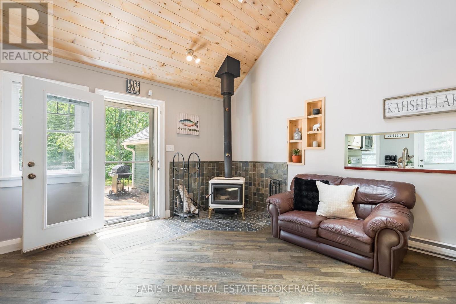 1622 Houseys Rapids Road, Gravenhurst, Ontario  P1P 1R3 - Photo 13 - X13522506