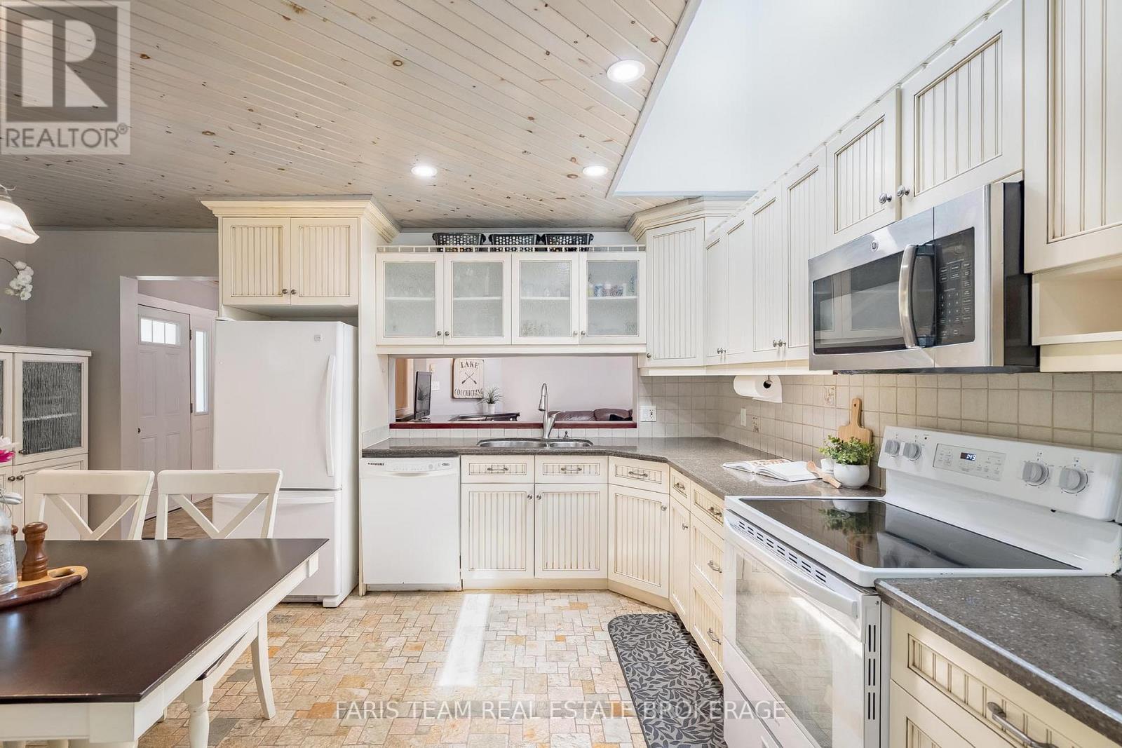 1622 Houseys Rapids Road, Gravenhurst, Ontario  P1P 1R3 - Photo 8 - X13522506