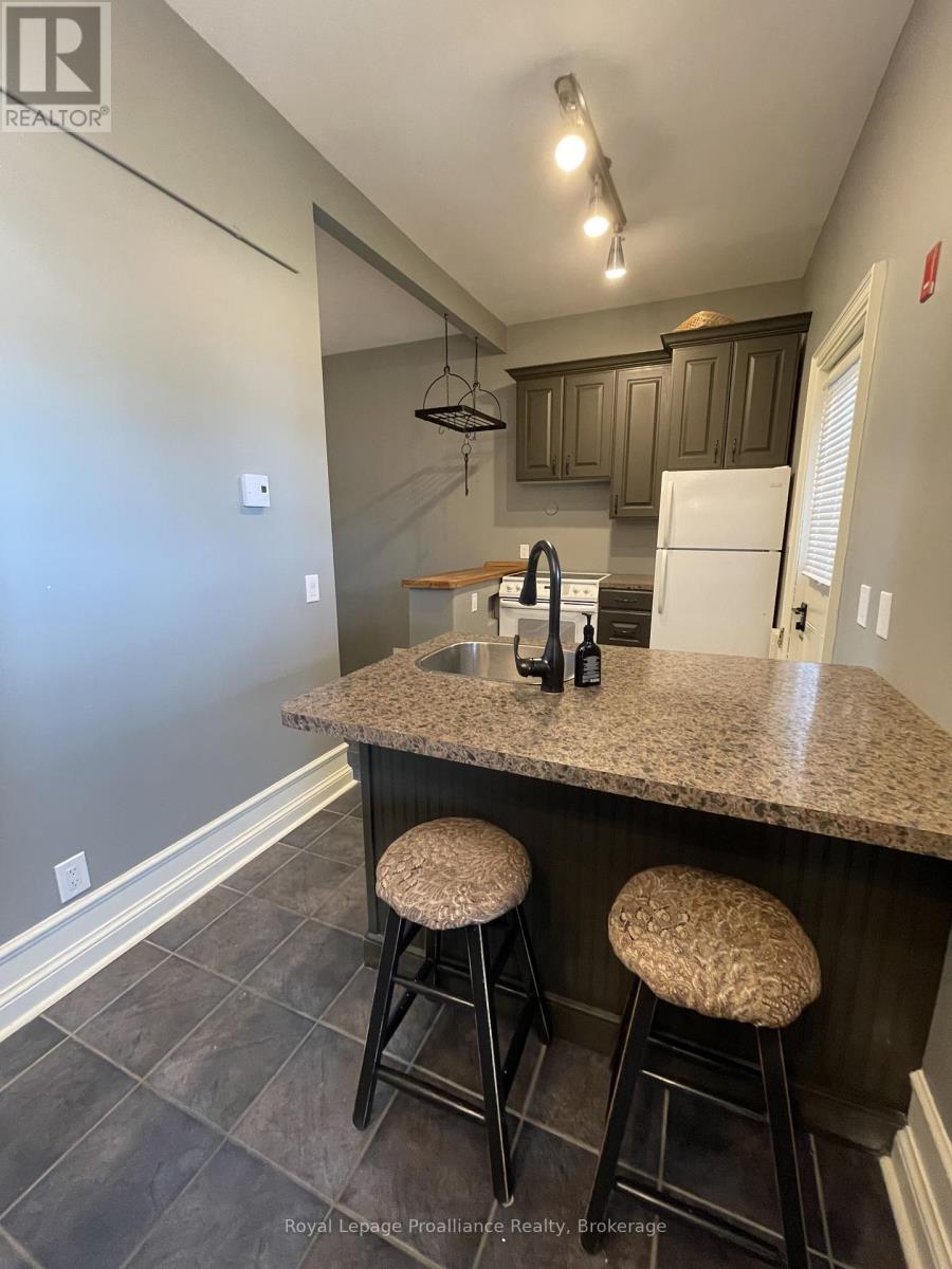 305 - 10 Patterson Street, Belleville, Ontario  K8N 1S9 - Photo 7 - X13476082