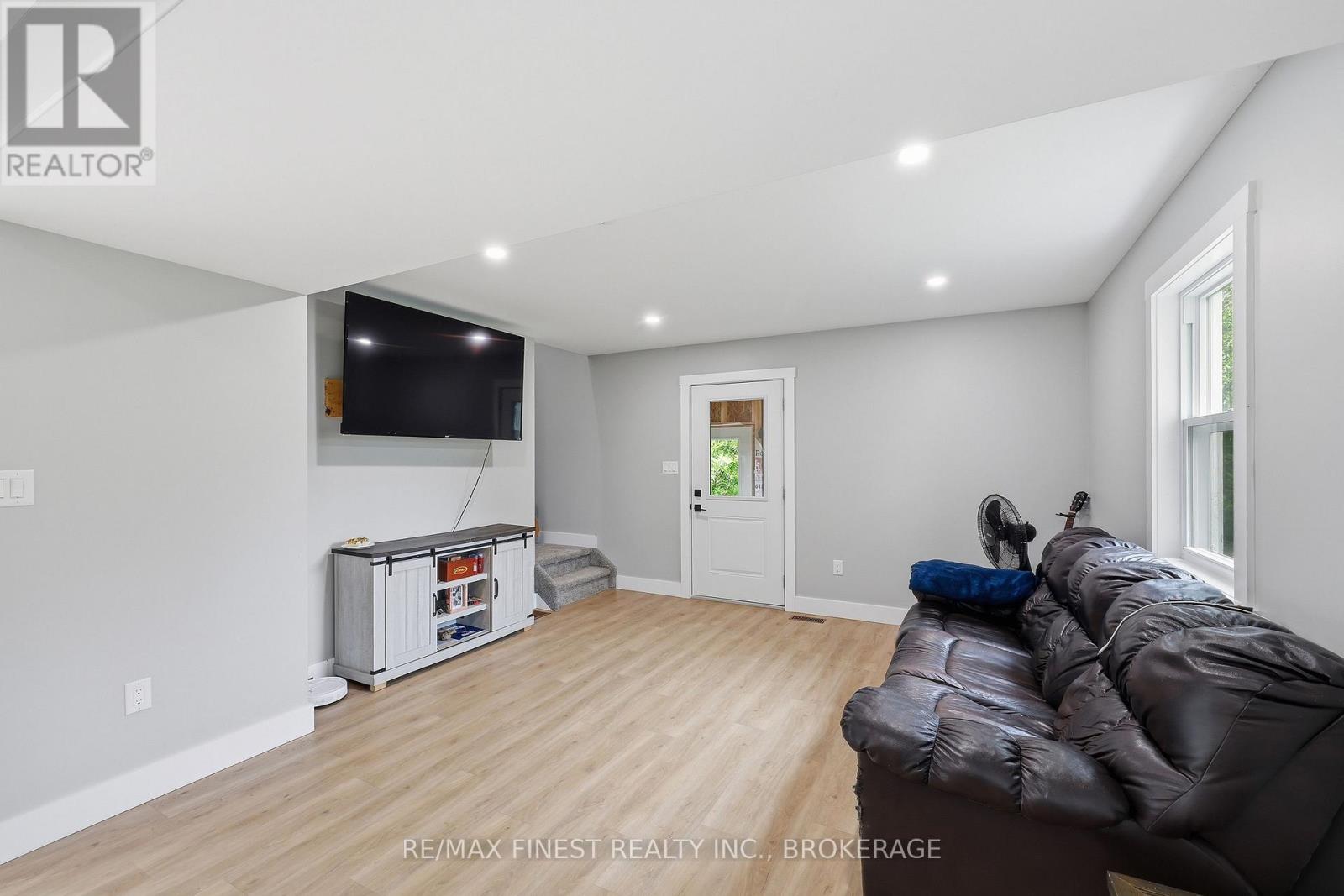 31 Ashe Crescent, Belleville, Ontario  K8N 4Z4 - Photo 7 - X13522586
