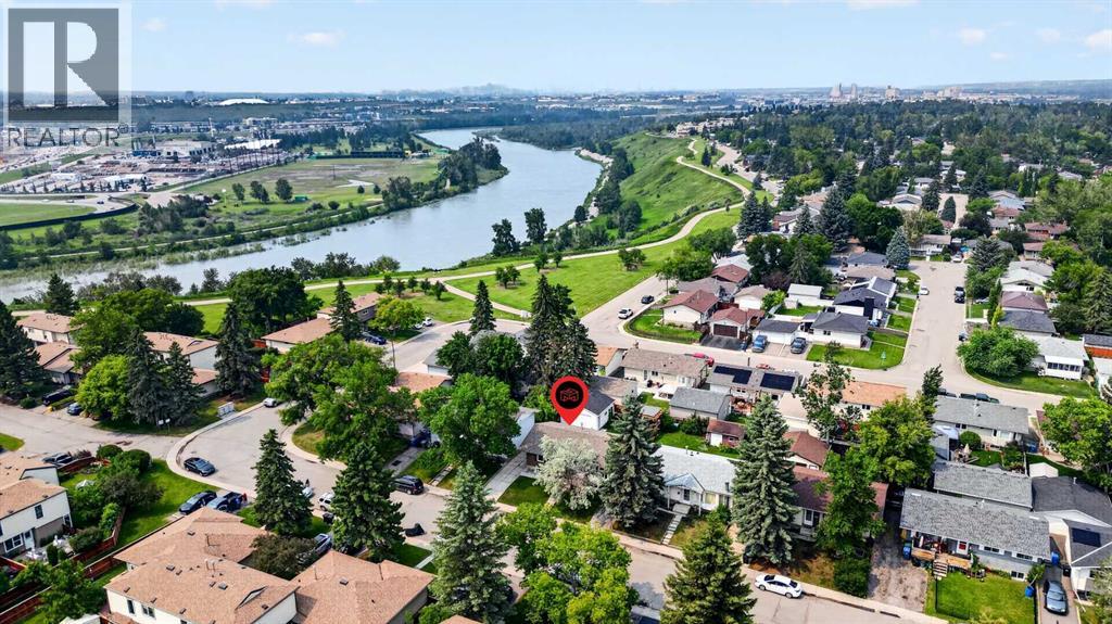 1820 Lysander Crescent SE, Calgary, Alberta  T2C 1M3 - Photo 4 - A2325818