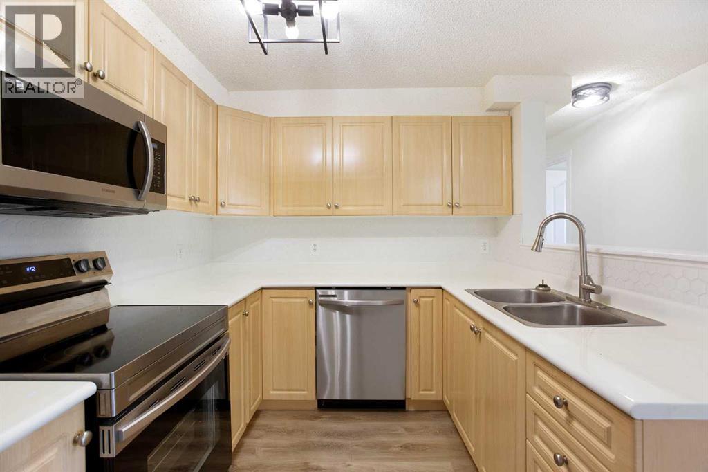 1211, 8810 Royal Birch Boulevard NW, Calgary, Alberta  T3G 6A9 - Photo 7 - A2326494