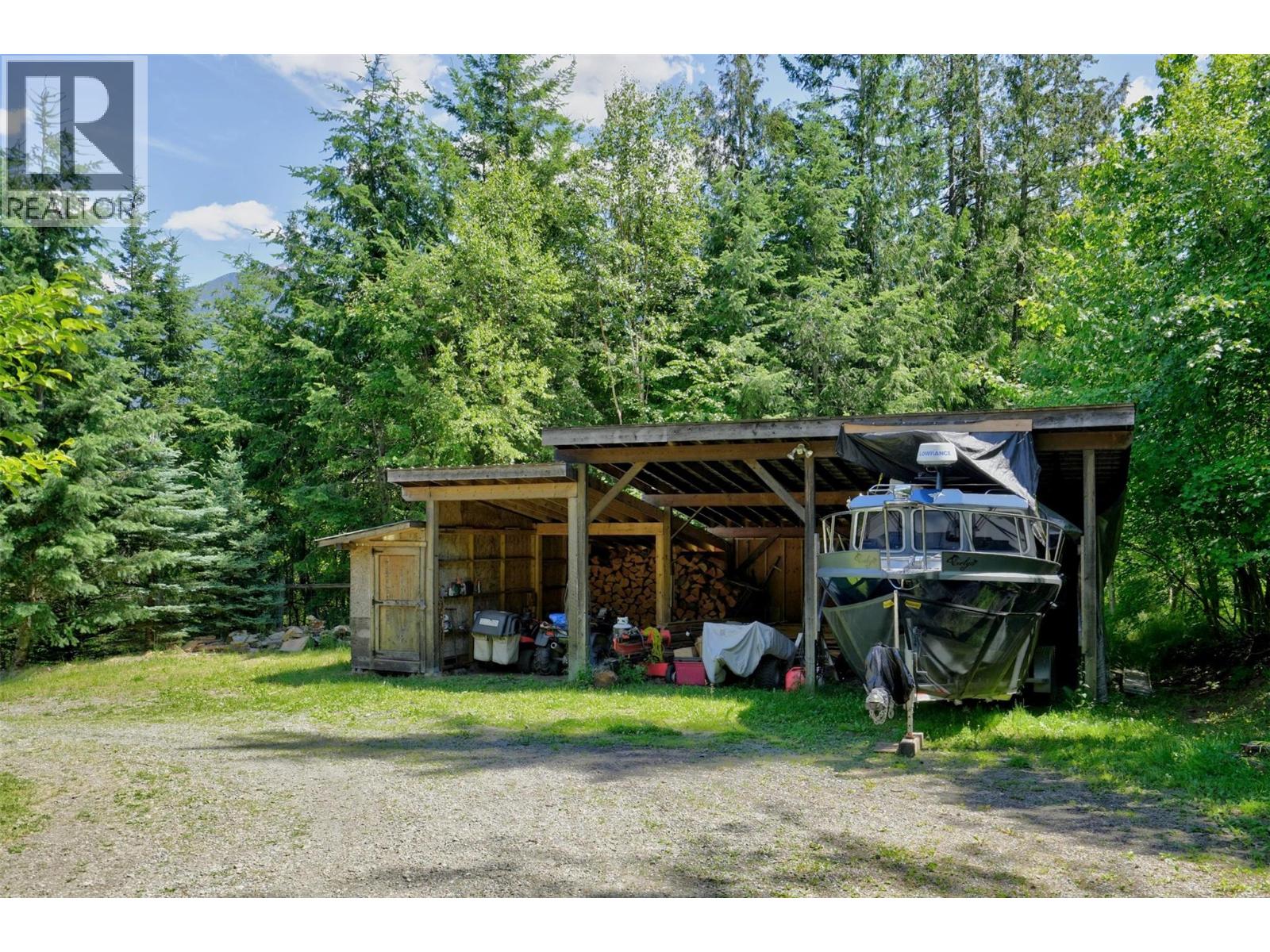 9413 Shutty Bench Road, Kaslo, British Columbia  V0G 1M0 - Photo 10 - 10392229