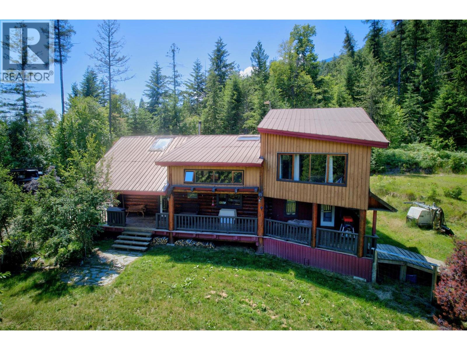 9413 Shutty Bench Road, Kaslo, British Columbia  V0G 1M0 - Photo 4 - 10392229