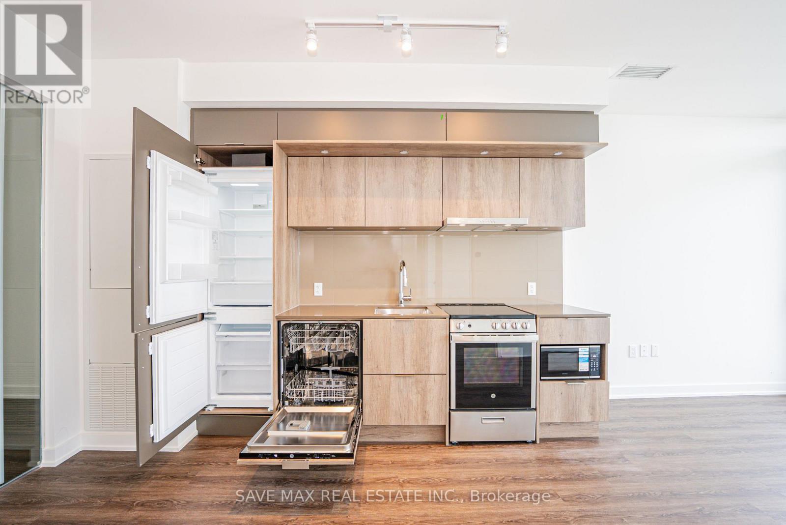 4301 - 448 Burnhamthorpe Road W, Mississauga, Ontario  L5B 4M6 - Photo 12 - W13507164