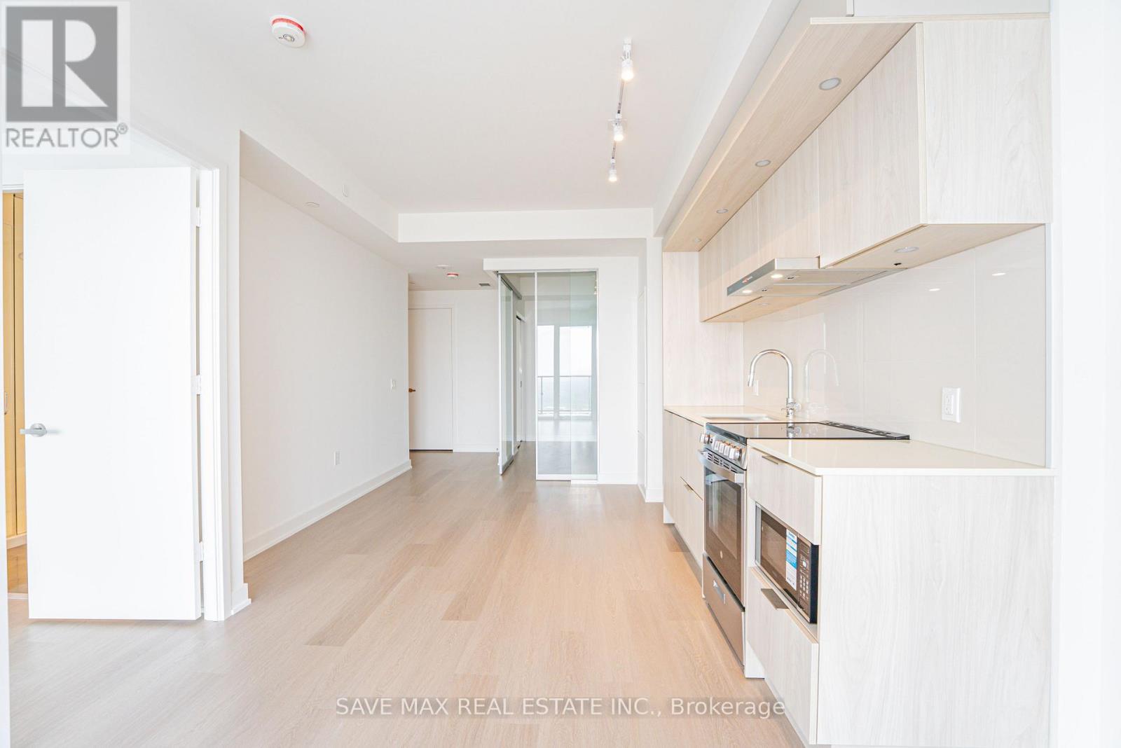 6701 - 448 Burnhamthorpe Road W, Mississauga, Ontario  L5B 4M6 - Photo 11 - W13516232