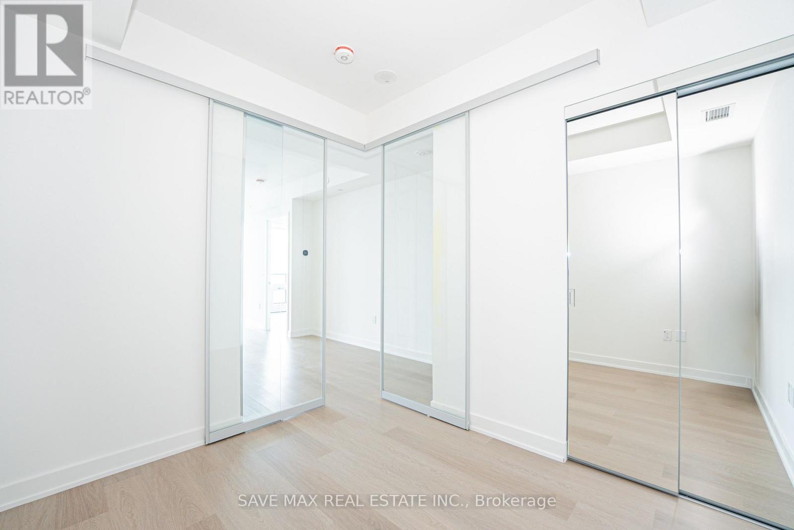 6701 - 448 Burnhamthorpe Road W, Mississauga, Ontario  L5B 4M6 - Photo 15 - W13516232