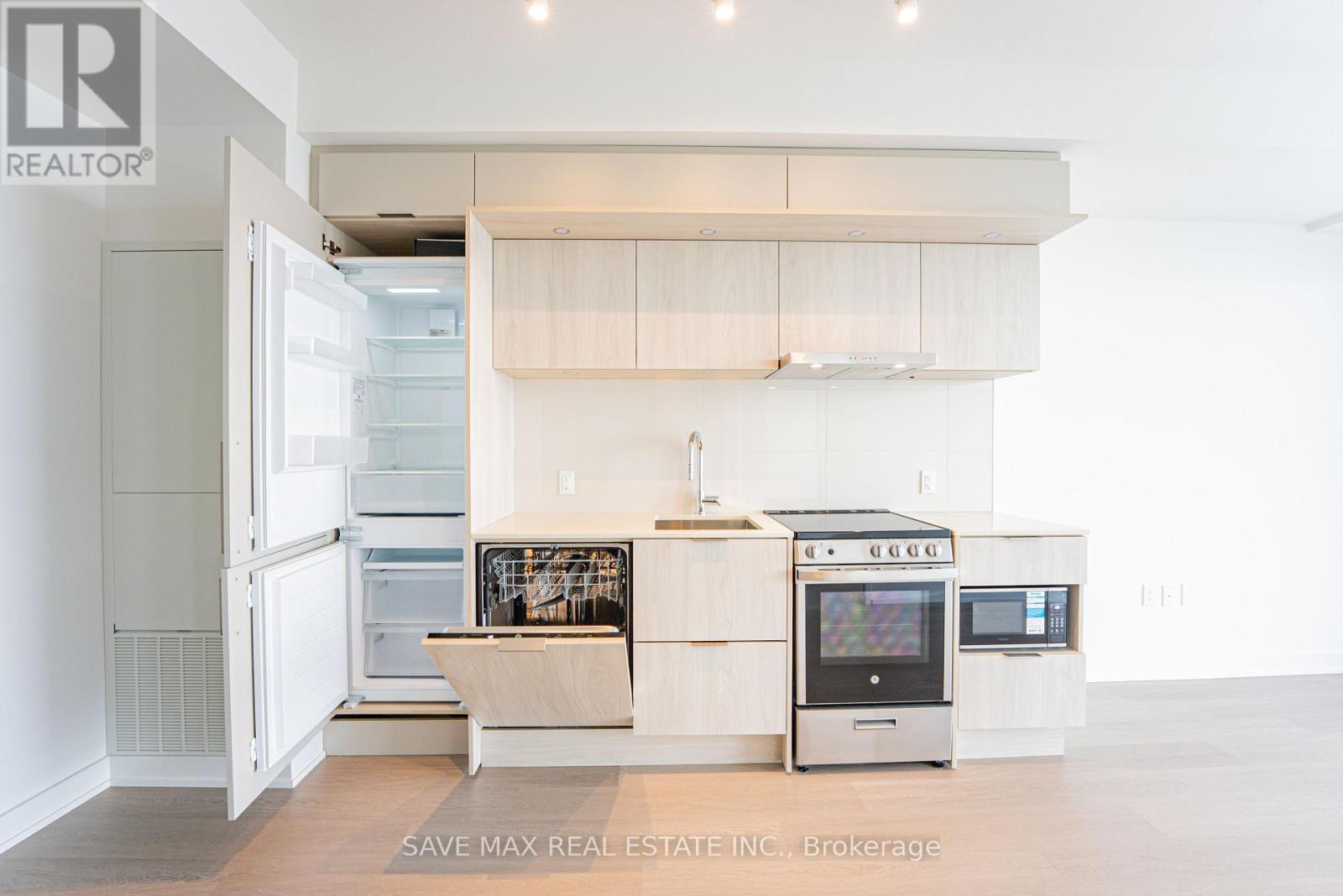 6701 - 448 Burnhamthorpe Road W, Mississauga, Ontario  L5B 4M6 - Photo 13 - W13516232