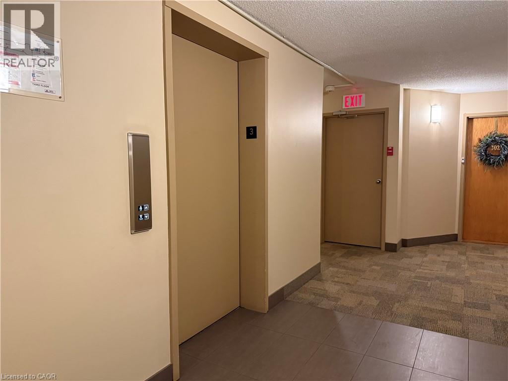 688 Preston Parkway Unit# 306, Cambridge, Ontario  N3H 5K6 - Photo 4 - 40844921