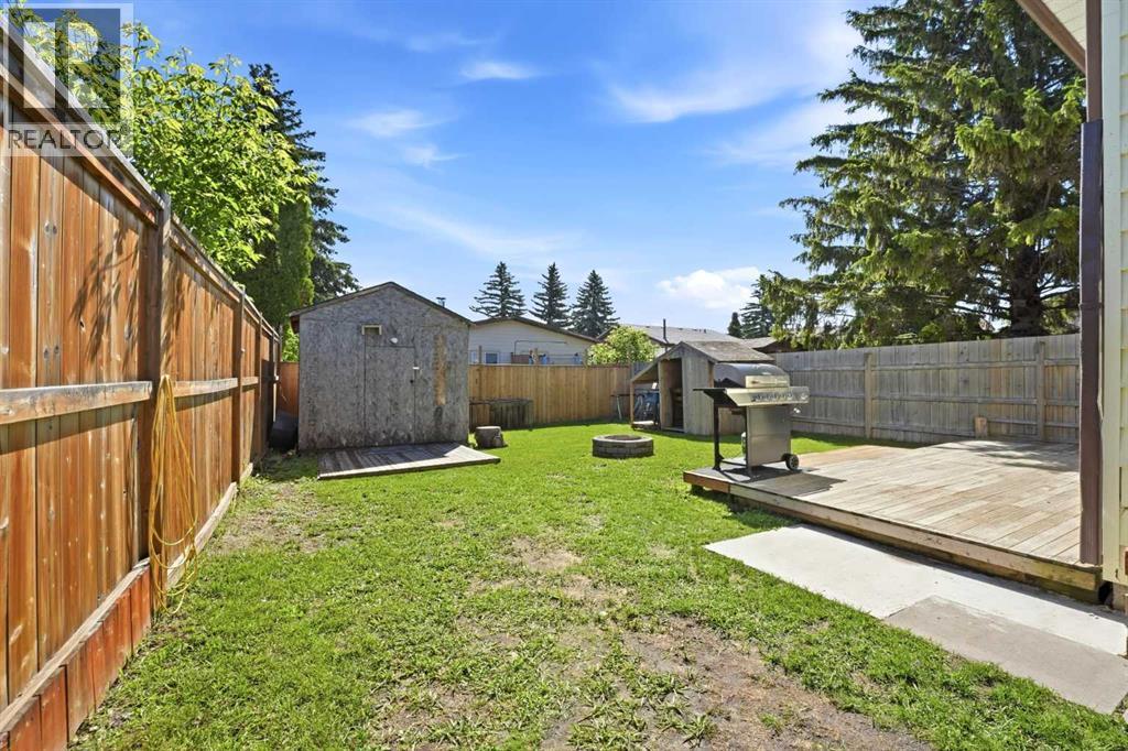 9 Griffiths Avenue, Red Deer, Alberta  T4P 2K6 - Photo 24 - A2324256
