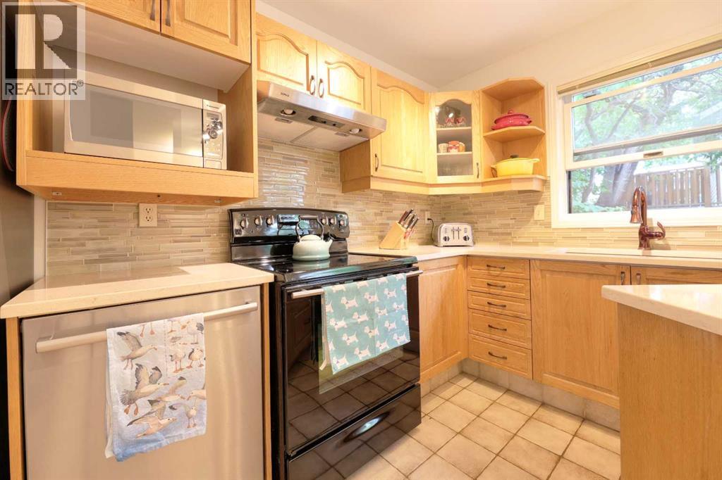 1908 30 Avenue SW, Calgary, Alberta  T2T 1P9 - Photo 18 - A2325004