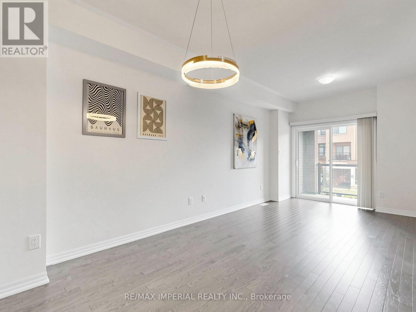 108 Bravo Lane, Newmarket, Ontario L3X 0L3 - Photo 4 - N13522722