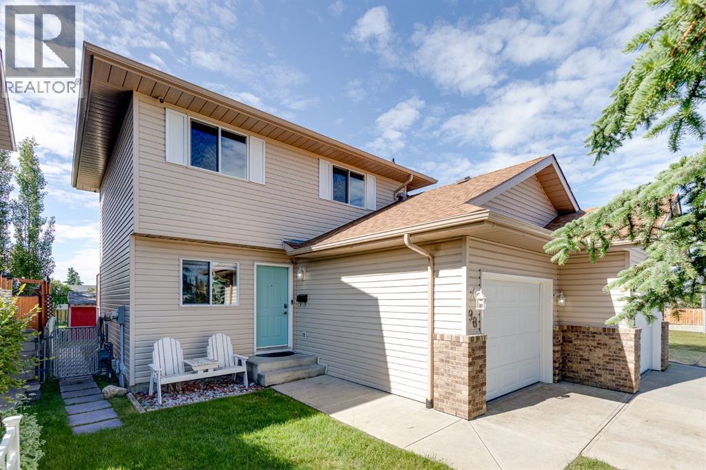 98 Everglade Drive SE, airdrie, Alberta