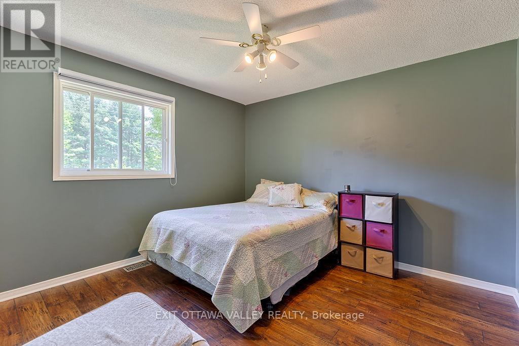 314 Carla Street, Petawawa, Ontario  K8H 3N2 - Photo 20 - X13522768