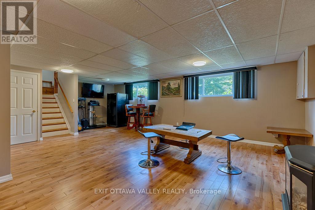 314 Carla Street, Petawawa, Ontario  K8H 3N2 - Photo 24 - X13522768