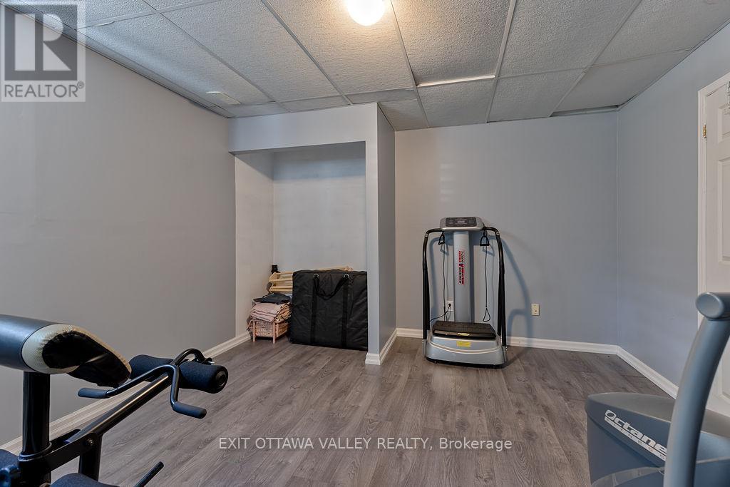 314 Carla Street, Petawawa, Ontario  K8H 3N2 - Photo 28 - X13522768