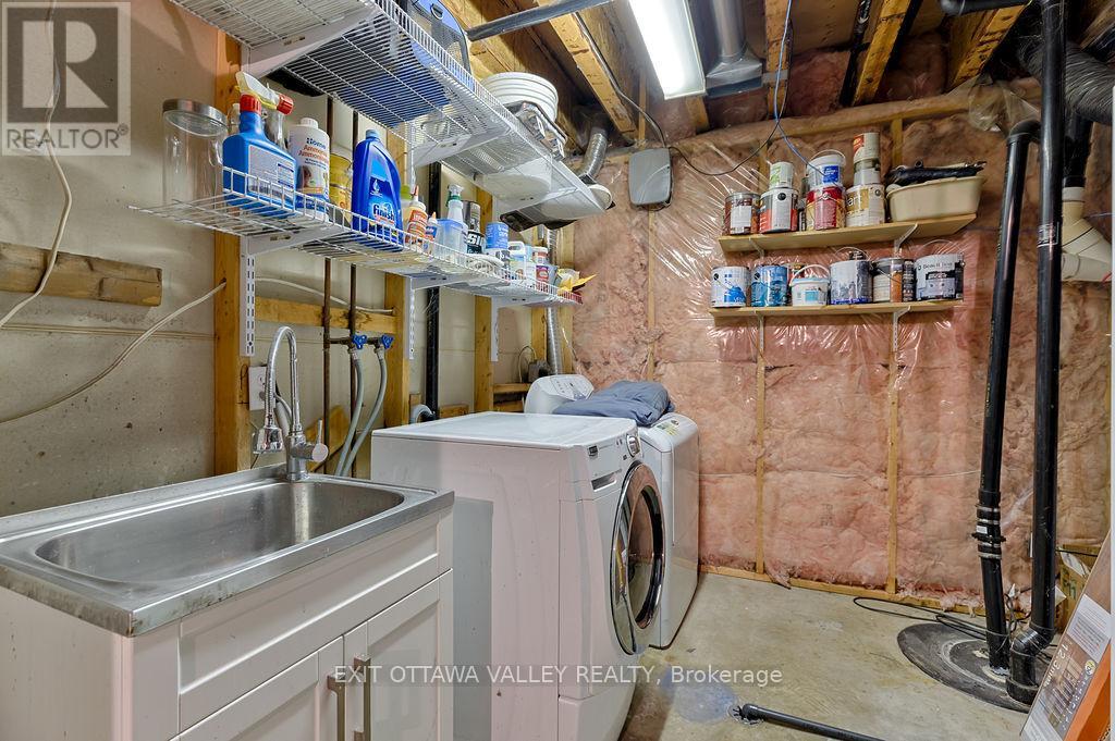 314 Carla Street, Petawawa, Ontario  K8H 3N2 - Photo 30 - X13522768
