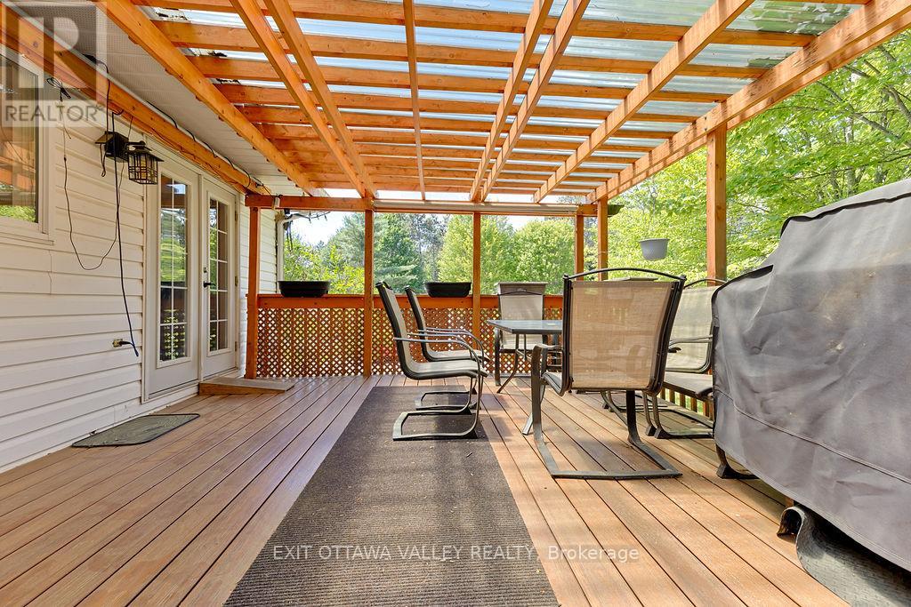 314 Carla Street, Petawawa, Ontario  K8H 3N2 - Photo 40 - X13522768